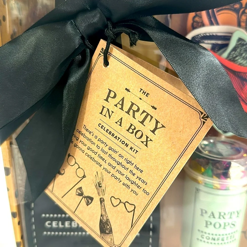 NWT The Party 🎉 In A Box Celebration Kit
